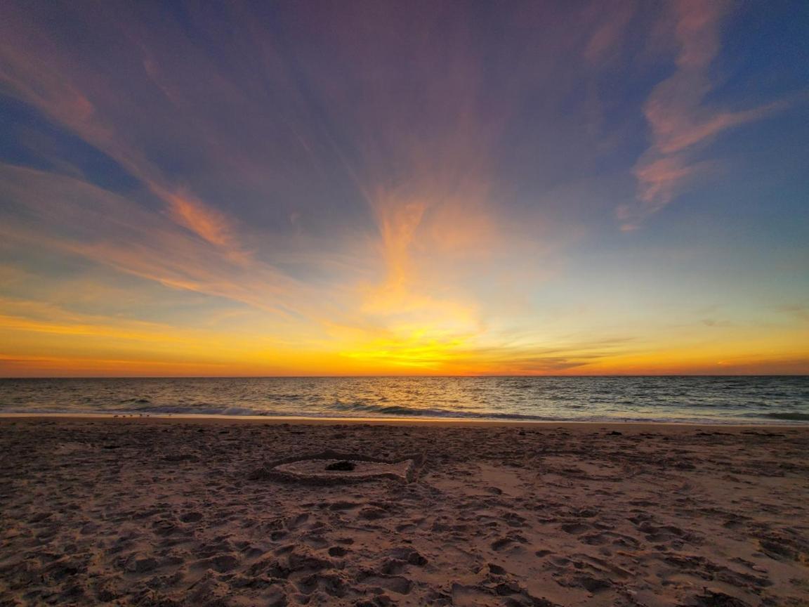 Pearl Beach Inn Englewood Dış mekan fotoğraf
